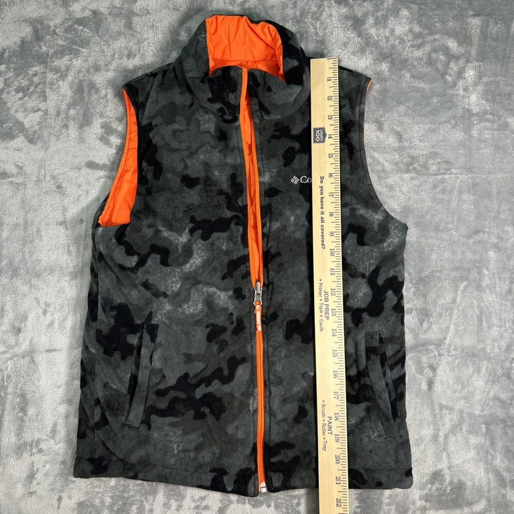 Columbia Black and Gray Camo Vest with Orange Lining- Boys size medium - Picture 5 of 9